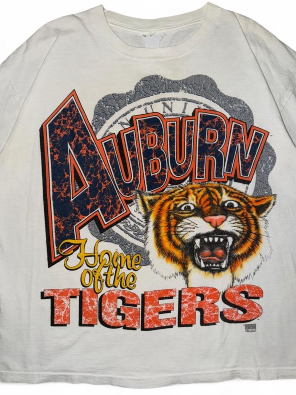 Vintage 90s Auburn University Tigers graphic t-shirt size large